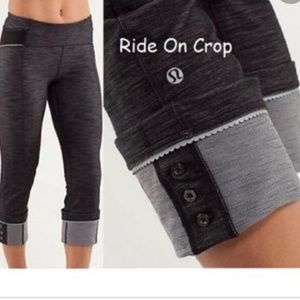 Lululemon cropped pants